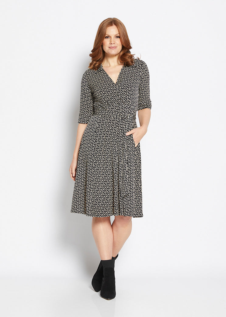 Philosophy Australia - 3/4 Sleeve Kate Dress - Signature Print Size 10