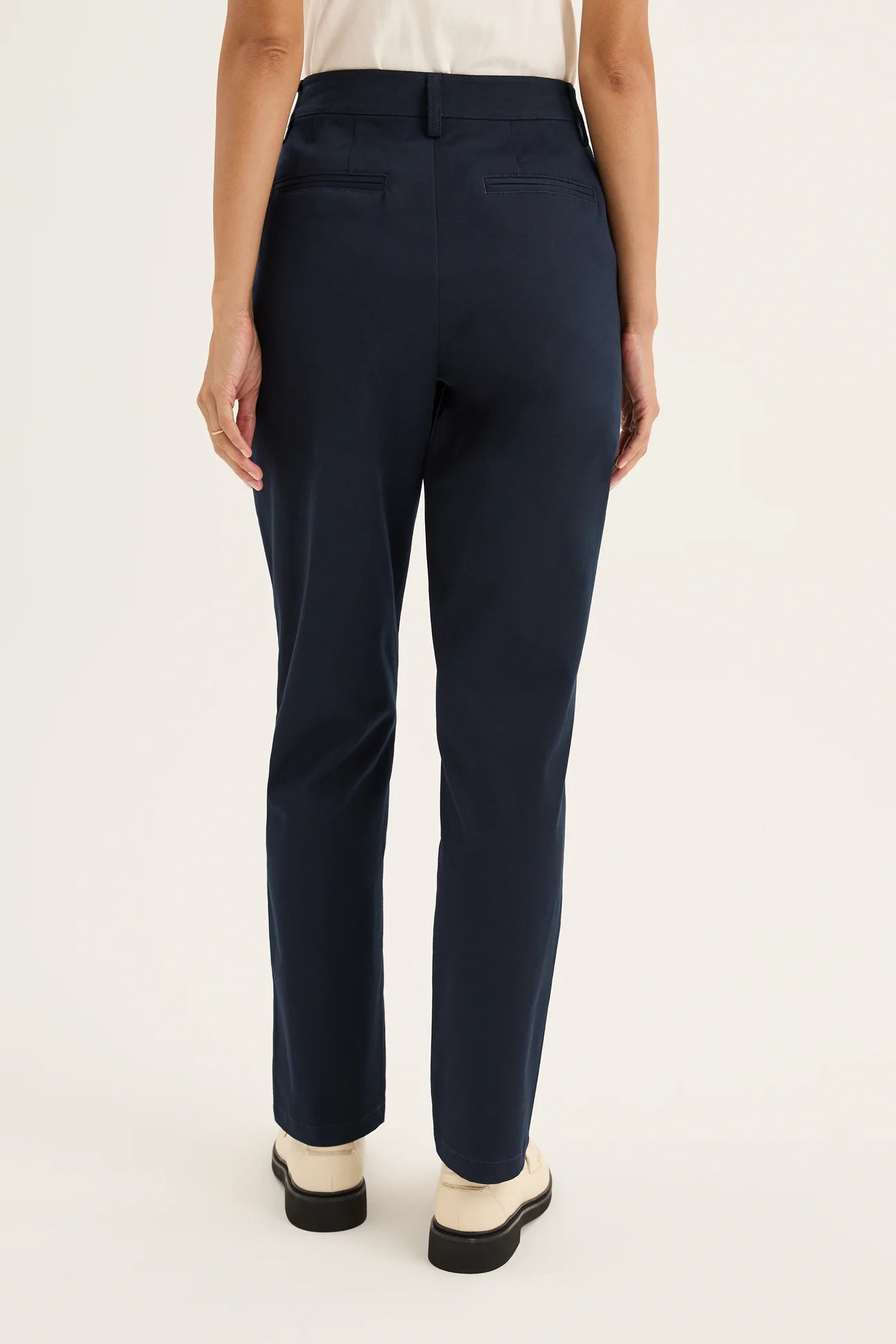 Yarra Trail - Nova Classic Chino