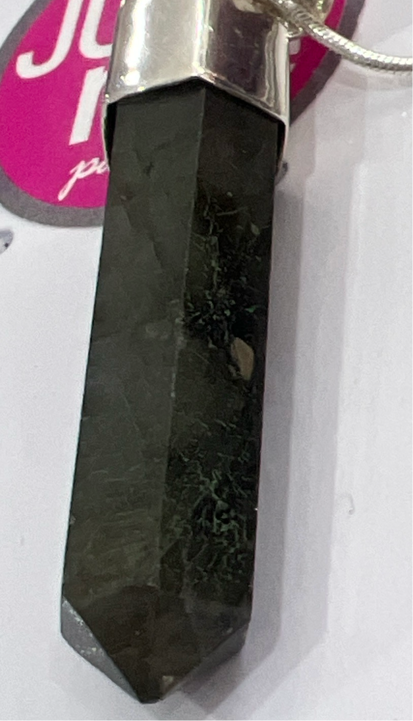 Stones & Silver Labradorite Point