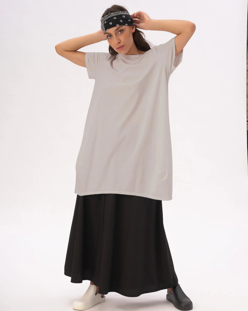 Baci - Split Hem Crewneck T-Shirt Dress in Light Camel | 11072616