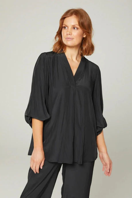 Philosophy Australia- Maple Top in Black