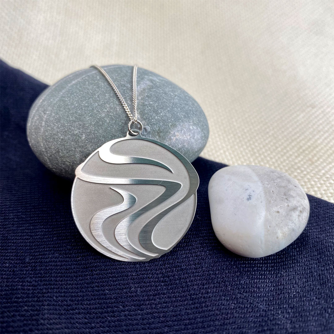 Go Do Good - Aurora pendant necklace