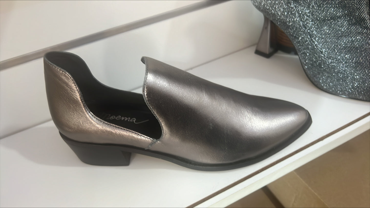 Moema - Lumina Pewter shoe available only at Just Me Patsy!