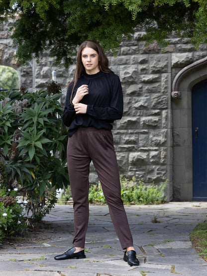 Vassalli - 100% Merino Relaxed Pull On Pant with Half Elastic Cuff Espresso 5956