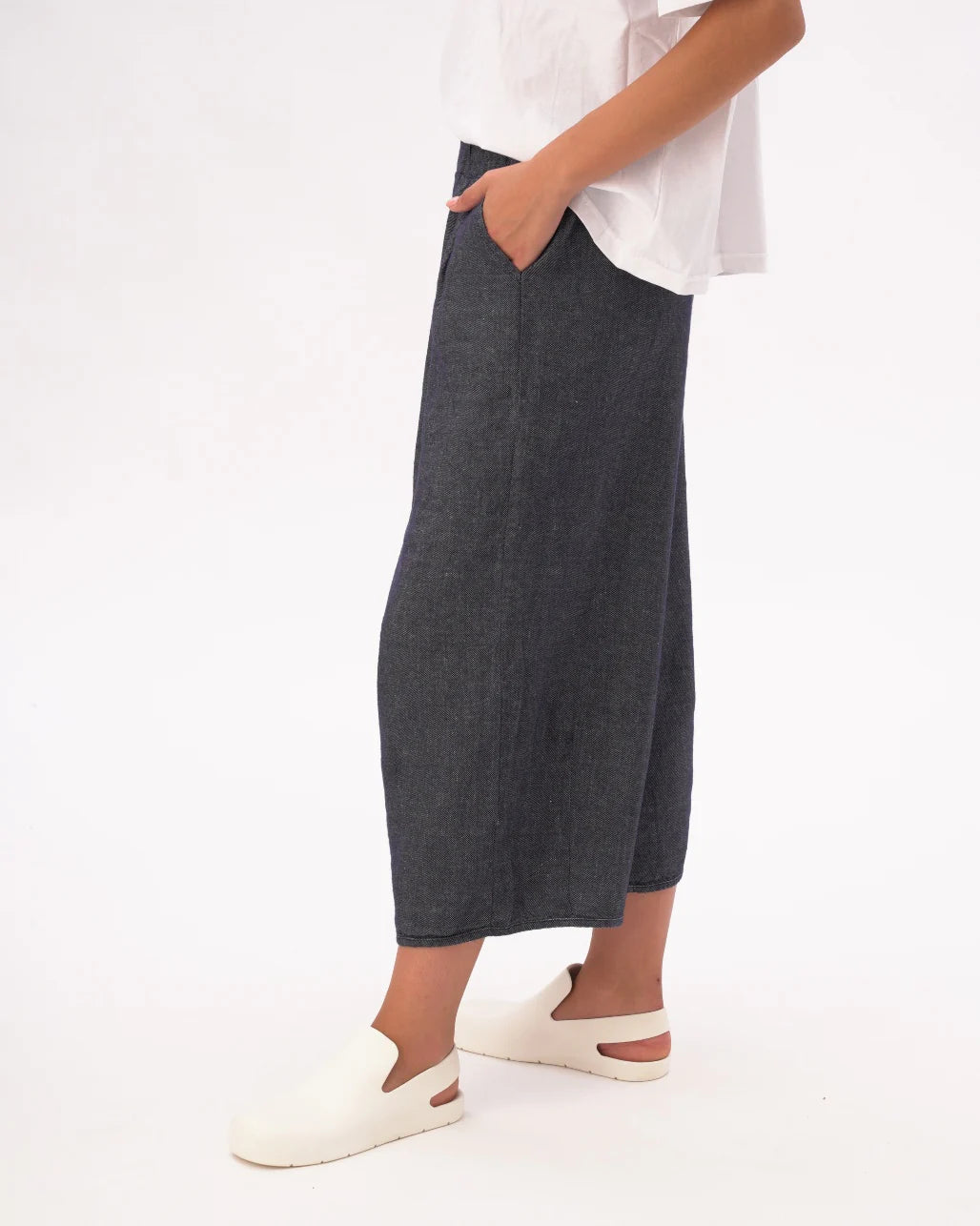 AMICI by Baci - Denim Cotton Linen Elastic Waist Culottes | P03130