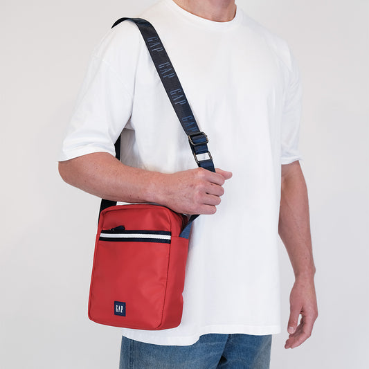 Gap - Nylon Travel Cross-Body Bag in Red