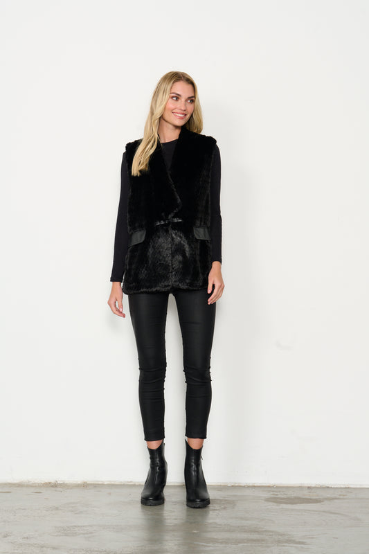 Holmes & Fallon - Vest Faux Fur W/PU Pocket Details Black - HF2469