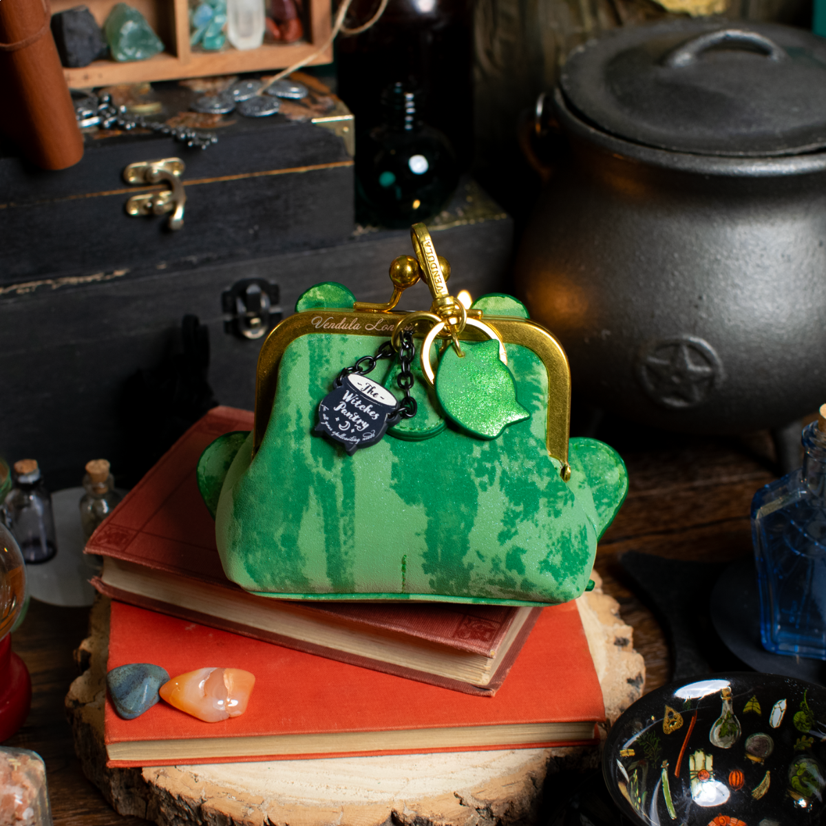 Vendula London - The Witches Pantry Toad Clip Frame Purse