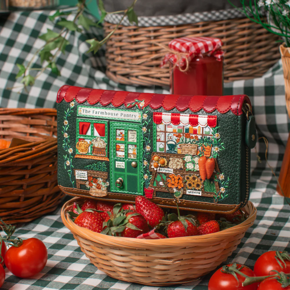 Vendula London Farmhouse Pantry Large Zip Around Wallet