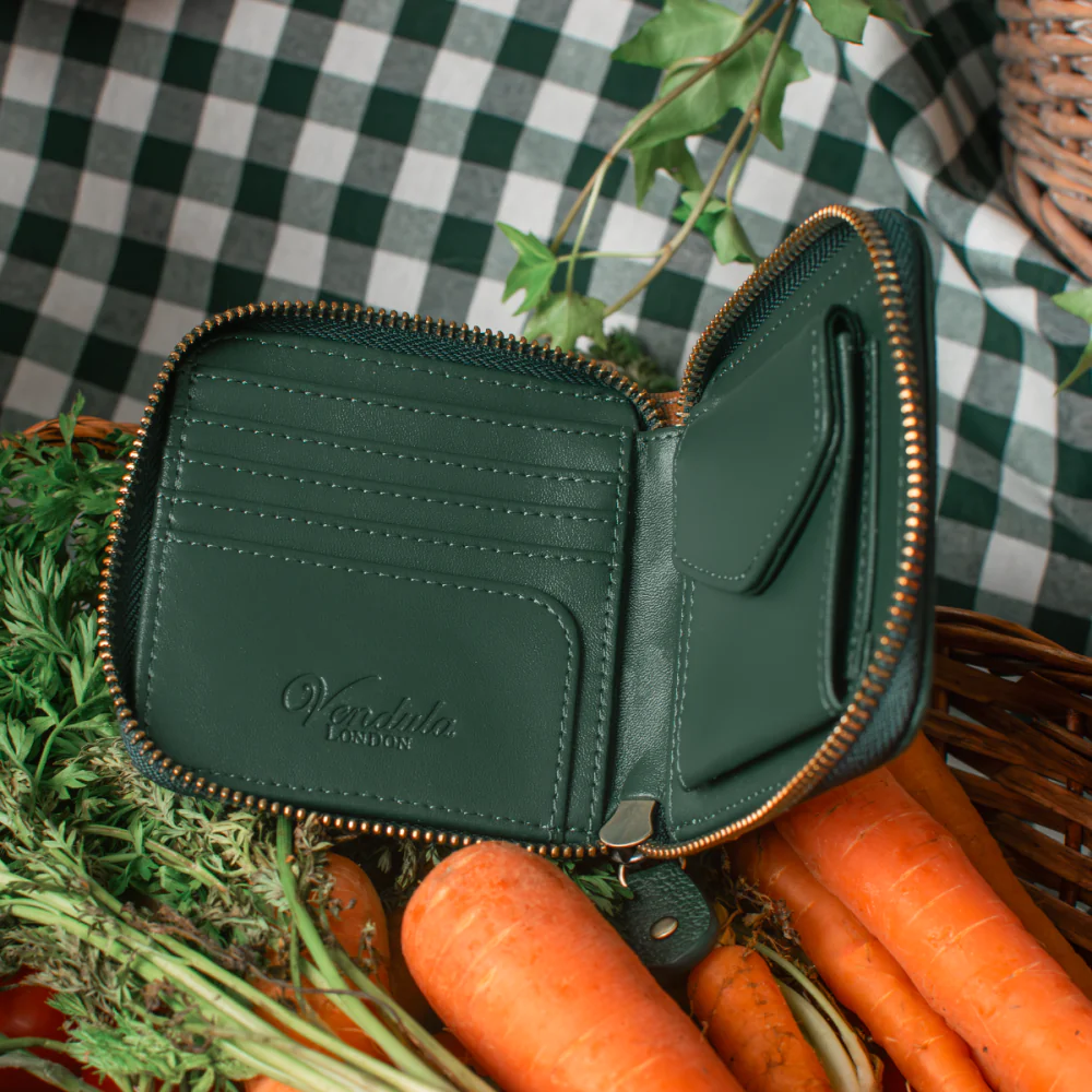Vendula London Farmhouse Pantry Square Wallet