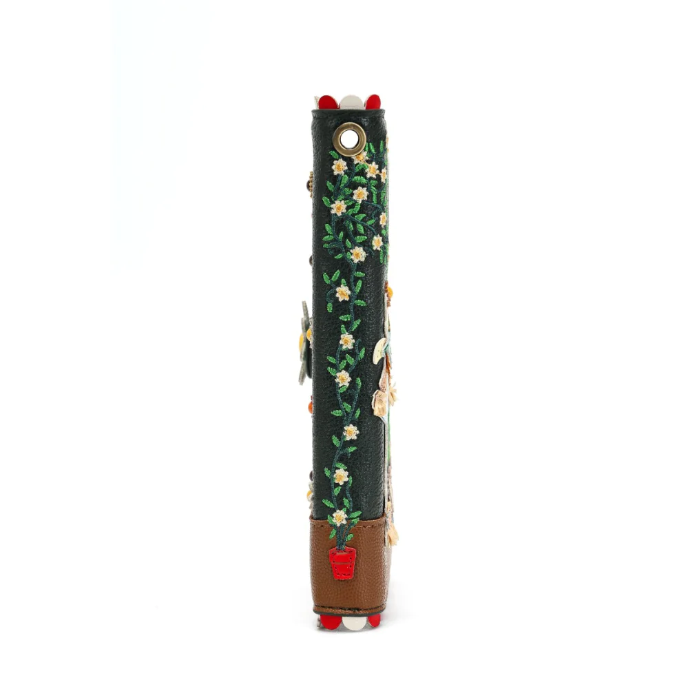 Vendula London Farmhouse Pantry Universal Phone Case