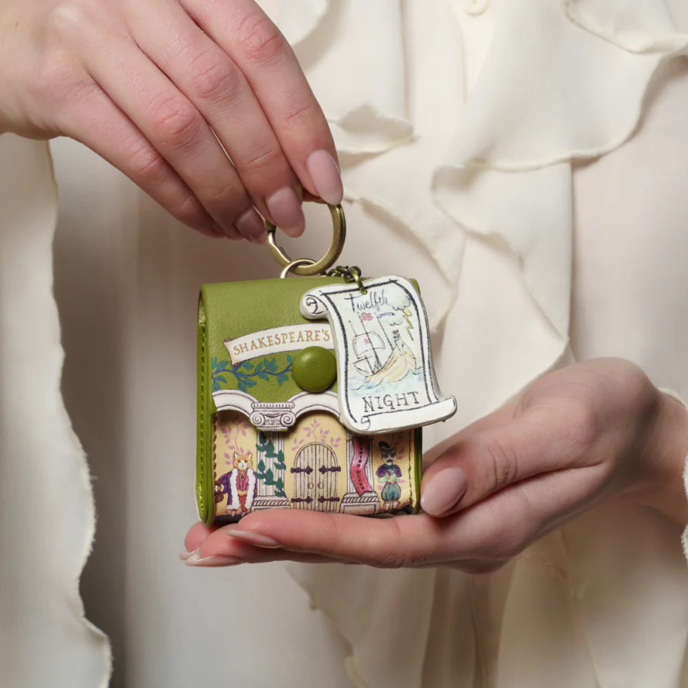 Vendula London Shakespeare Twelfth Night Pods Case Arrives 5/6